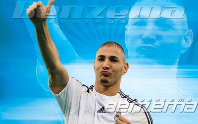 FN电竞焦点-乌奈西蒙零封就文身